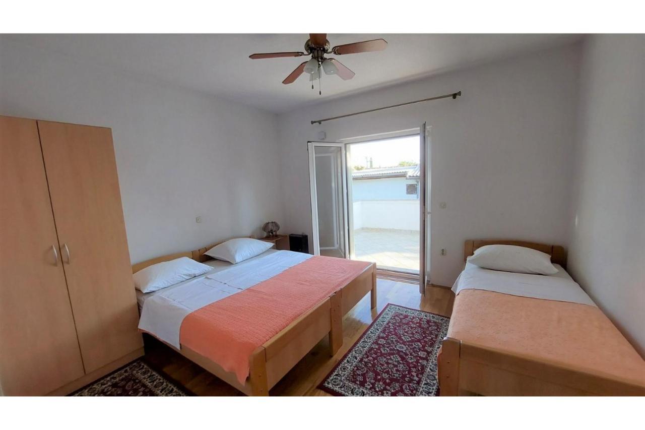 Apartments & Room Masa Starigrad Paklenica Extérieur photo